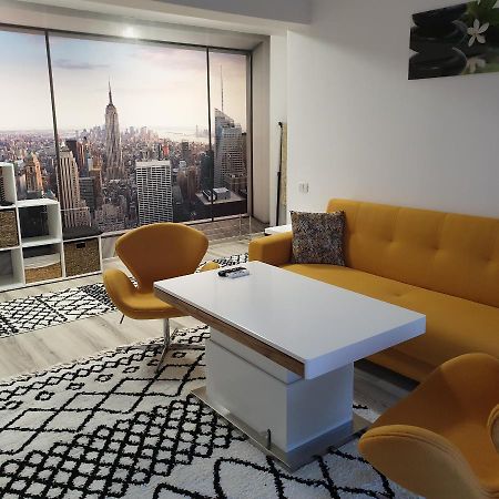 Carolina Sweet Apartament Орадя Екстер'єр фото